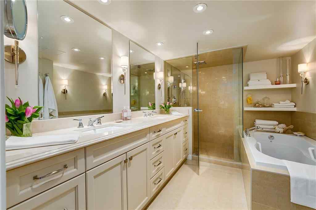 MLS® A2227673 - Unit #400F 500 Eau Claire Avenue SW in Eau Claire Calgary, Residential