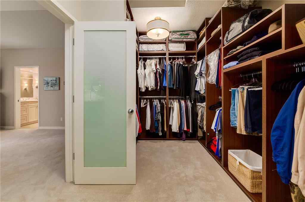 MLS® A2227673 - Unit #400F 500 Eau Claire Avenue SW in Eau Claire Calgary, Residential
