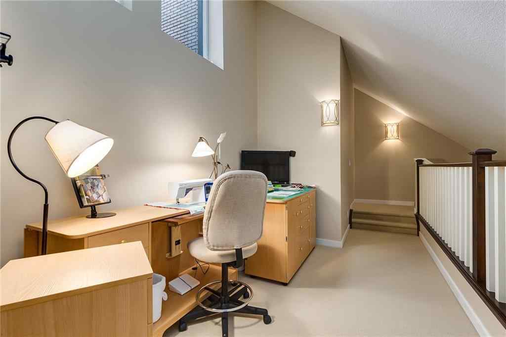 MLS® A2227673 - Unit #400F 500 Eau Claire Avenue SW in Eau Claire Calgary, Residential