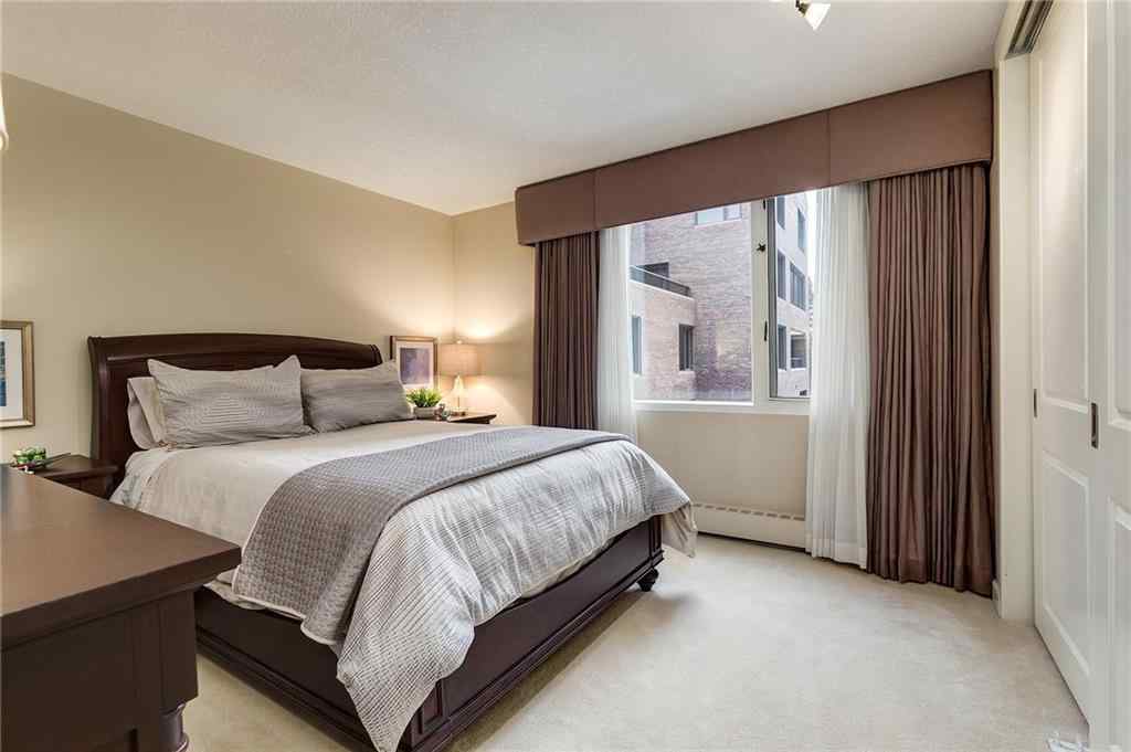 MLS® A2227673 - Unit #400F 500 Eau Claire Avenue SW in Eau Claire Calgary, Residential