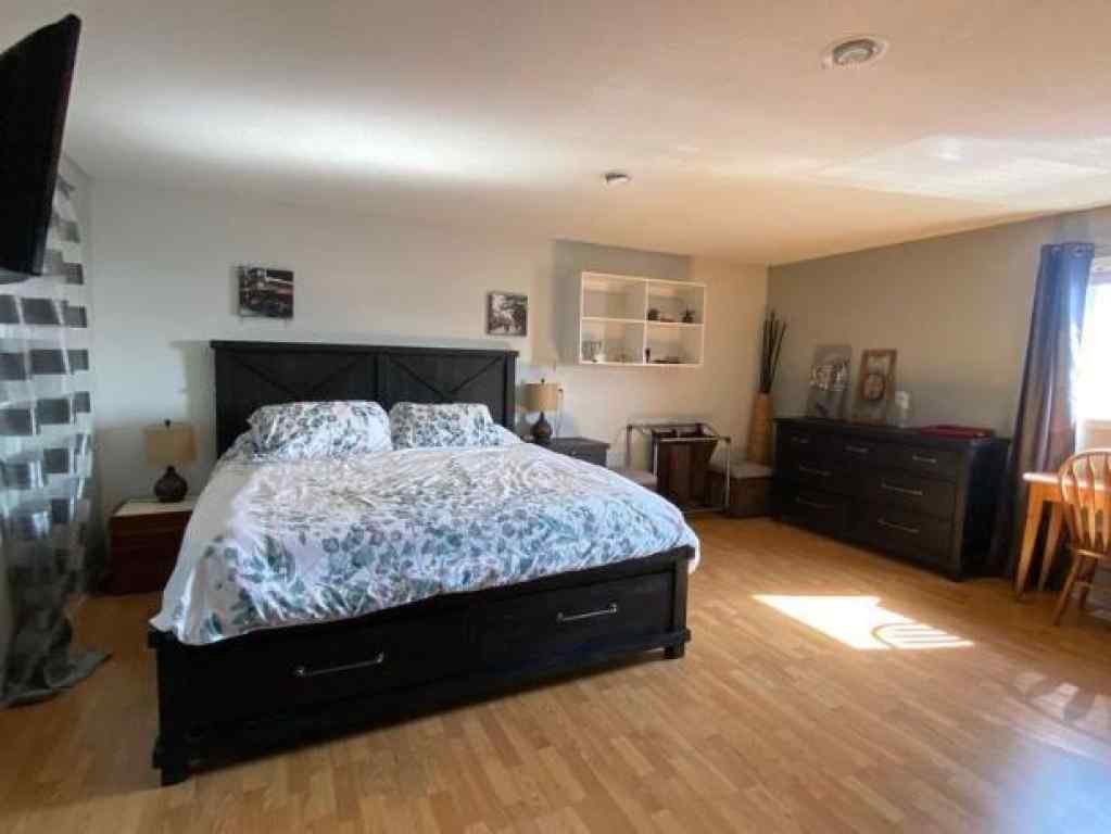 MLS® A2227681 - 6308 46 Street  in NONE Olds, Commercial