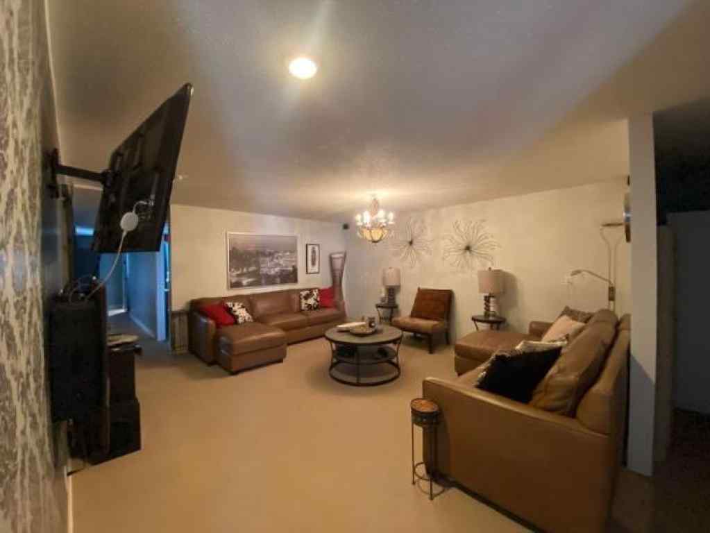 MLS® A2227681 - 6308 46 Street  in NONE Olds, Commercial