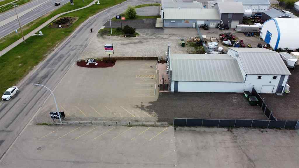 MLS® A2227681 - 6308 46 Street  in NONE Olds, Commercial