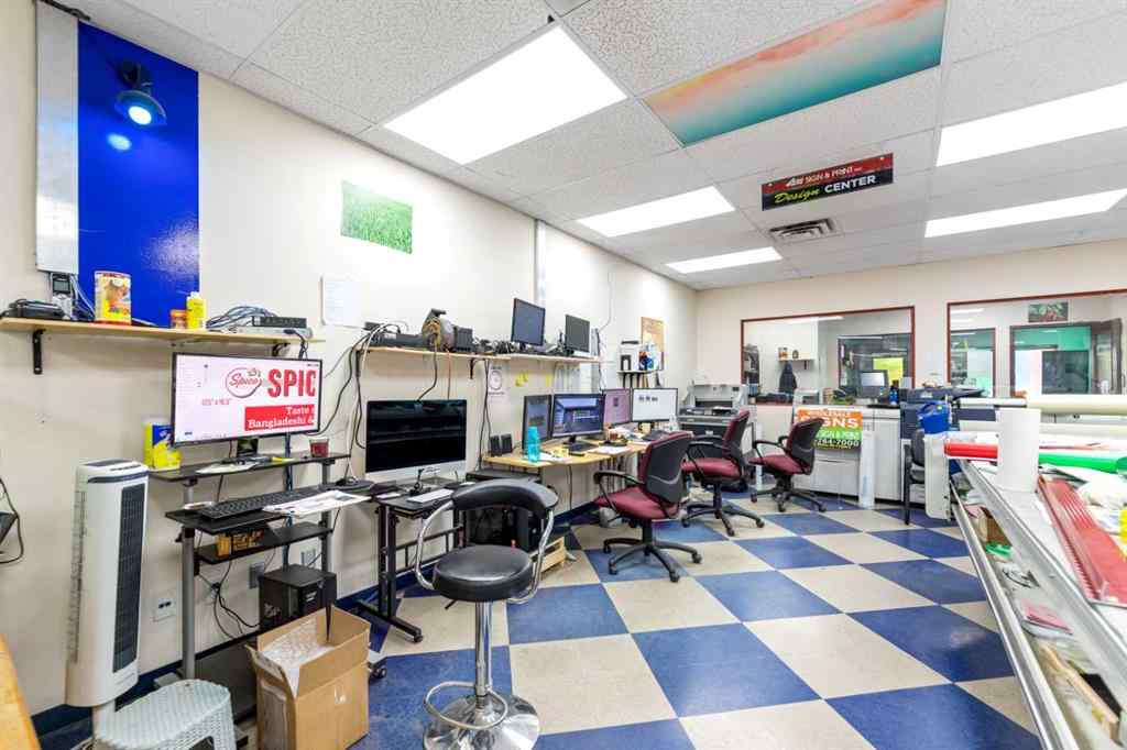 MLS® A2227690 - 4852 50 Avenue NE in Westwinds Calgary, Commercial