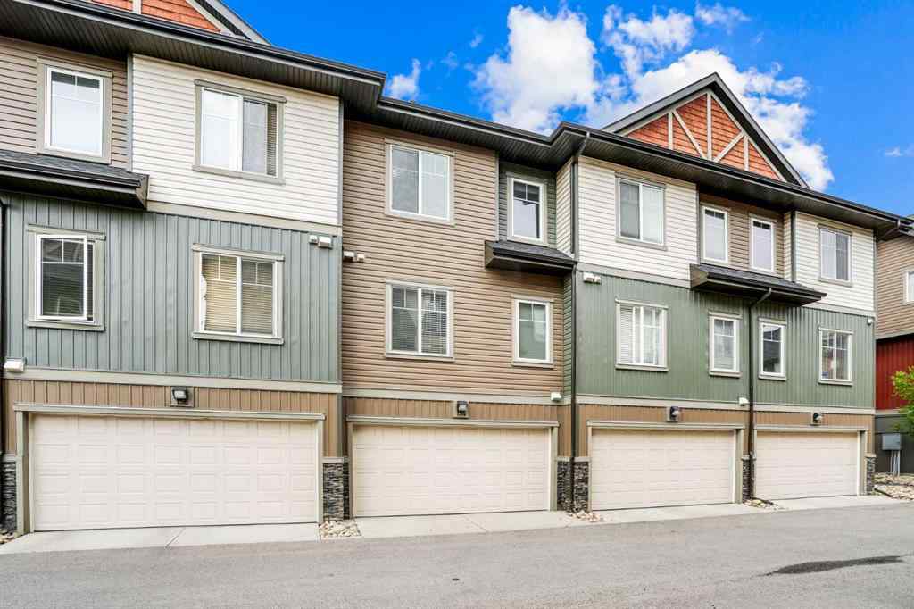 MLS® A2227717 - 154 Skyview Springs Manor NE in Skyview Ranch Calgary, Residential