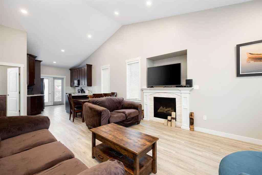 MLS® A2227746 - 226 ARSENAULT Crescent  in Abasand Fort McMurray, Residential