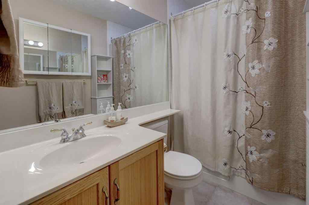 MLS® A2227799 - Unit #101 3412 Parkdale Boulevard NW in Parkdale Calgary, Residential