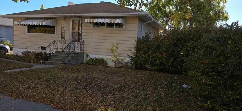 MLS® A2227859 - 488 Northmount Drive NW in Highwood Calgary, Residential