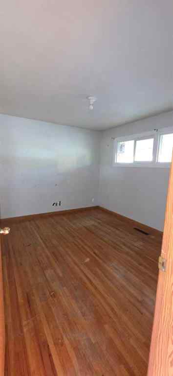 MLS® A2227859 - 488 Northmount Drive NW in Highwood Calgary, Residential