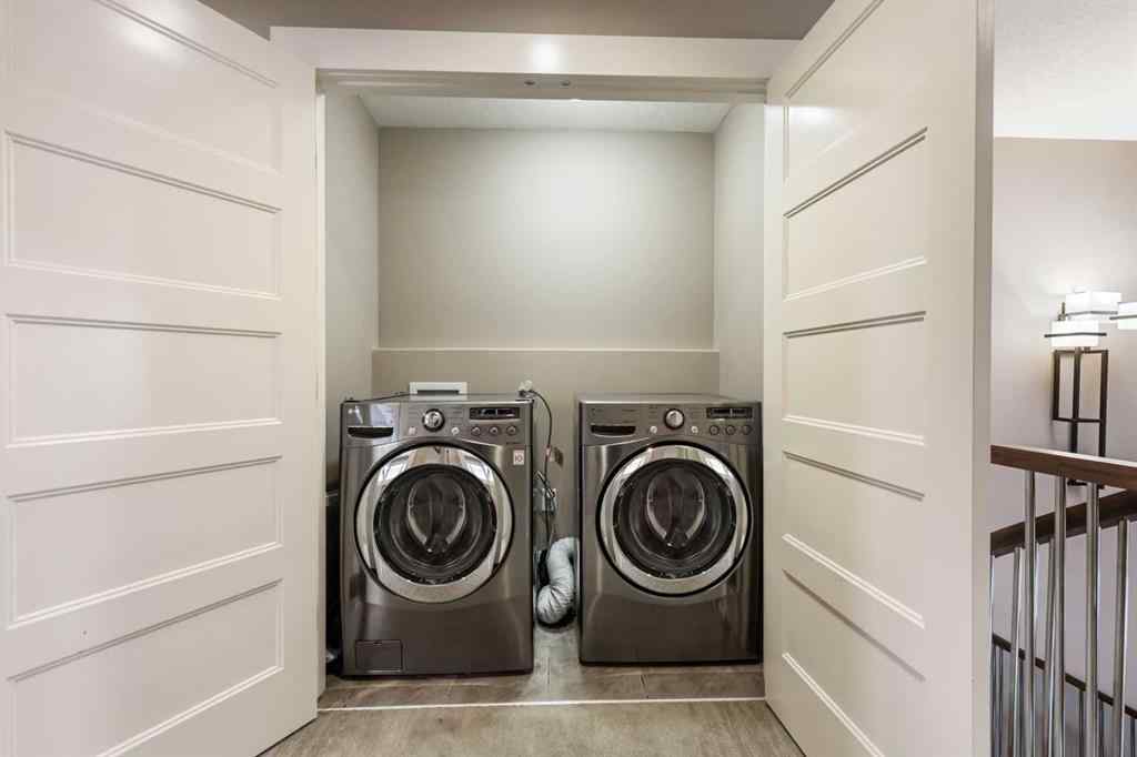MLS® A2227913 - 1114 42 Street SW in Rosscarrock Calgary, Residential