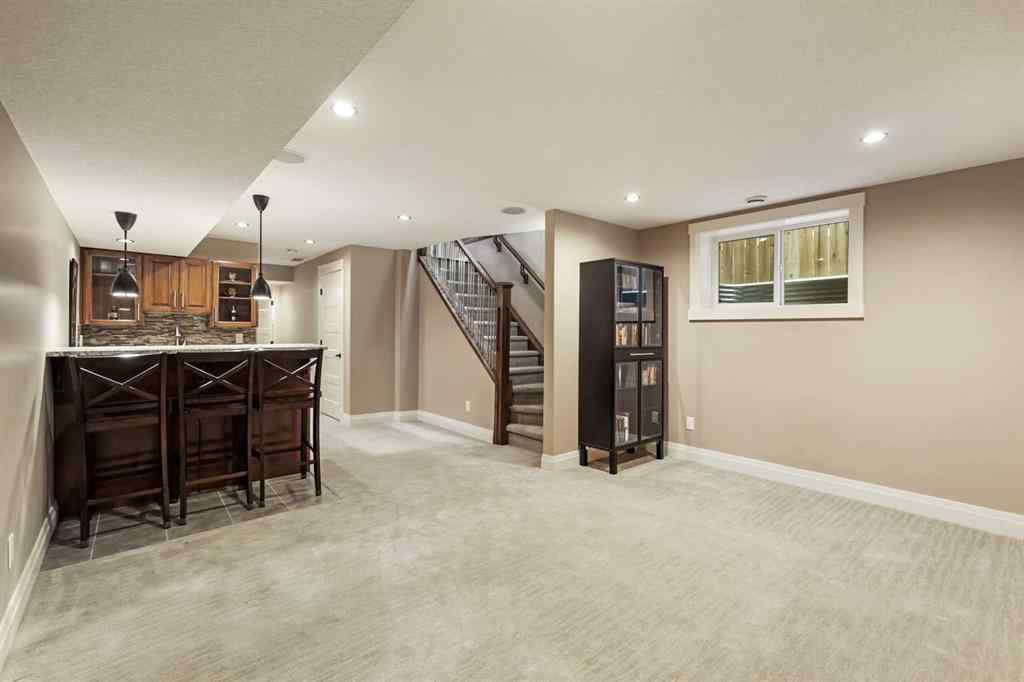 MLS® A2227913 - 1114 42 Street SW in Rosscarrock Calgary, Residential