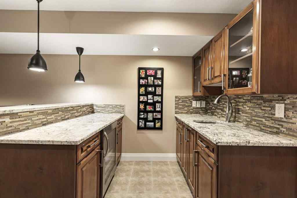 MLS® A2227913 - 1114 42 Street SW in Rosscarrock Calgary, Residential