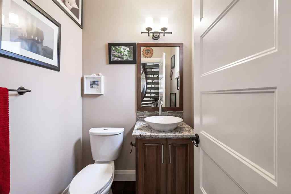 MLS® A2227913 - 1114 42 Street SW in Rosscarrock Calgary, Residential