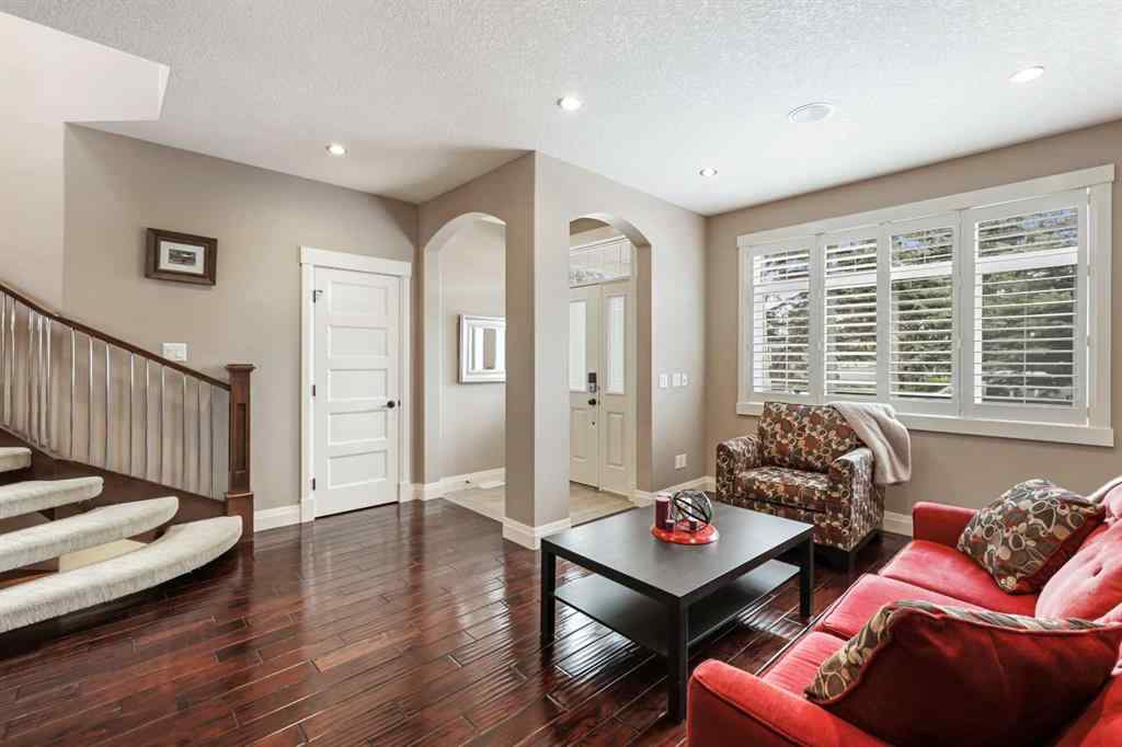 MLS® A2227913 - 1114 42 Street SW in Rosscarrock Calgary, Residential