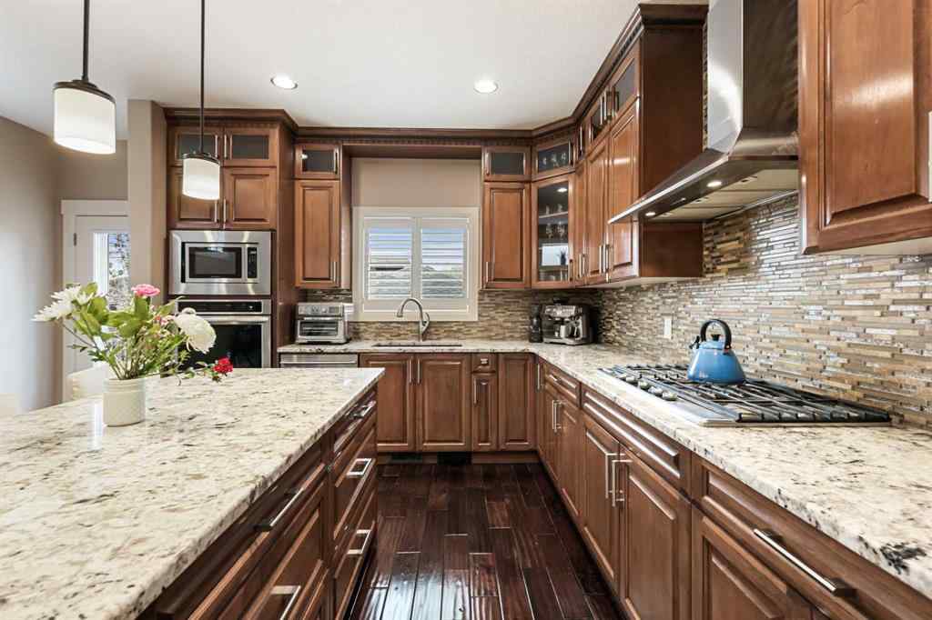 MLS® A2227913 - 1114 42 Street SW in Rosscarrock Calgary, Residential