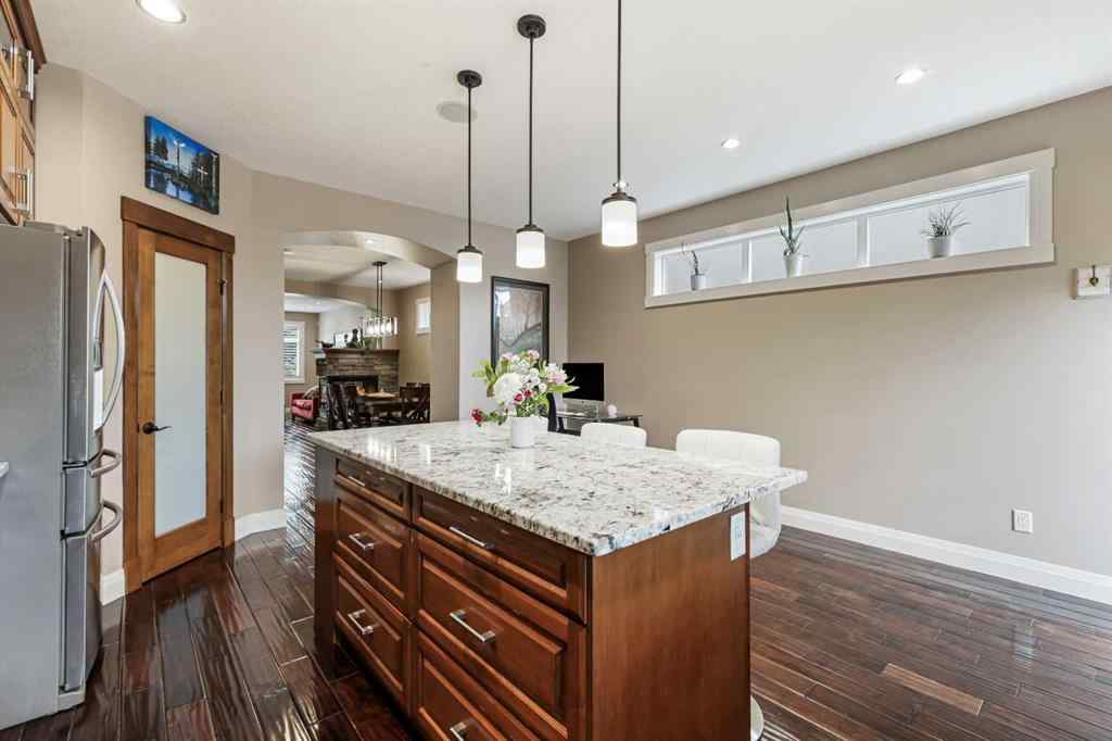 MLS® A2227913 - 1114 42 Street SW in Rosscarrock Calgary, Residential