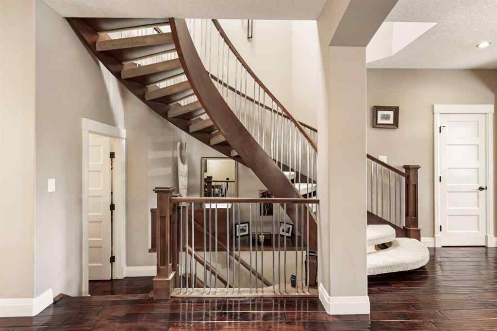 MLS® A2227913 - 1114 42 Street SW in Rosscarrock Calgary, Residential