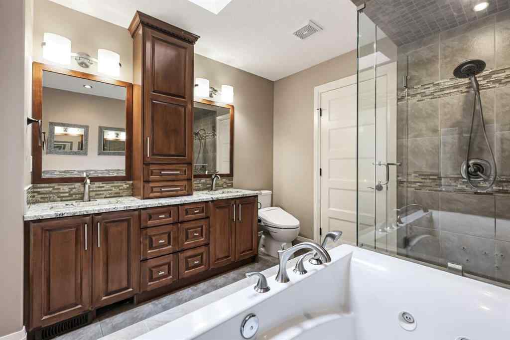 MLS® A2227913 - 1114 42 Street SW in Rosscarrock Calgary, Residential