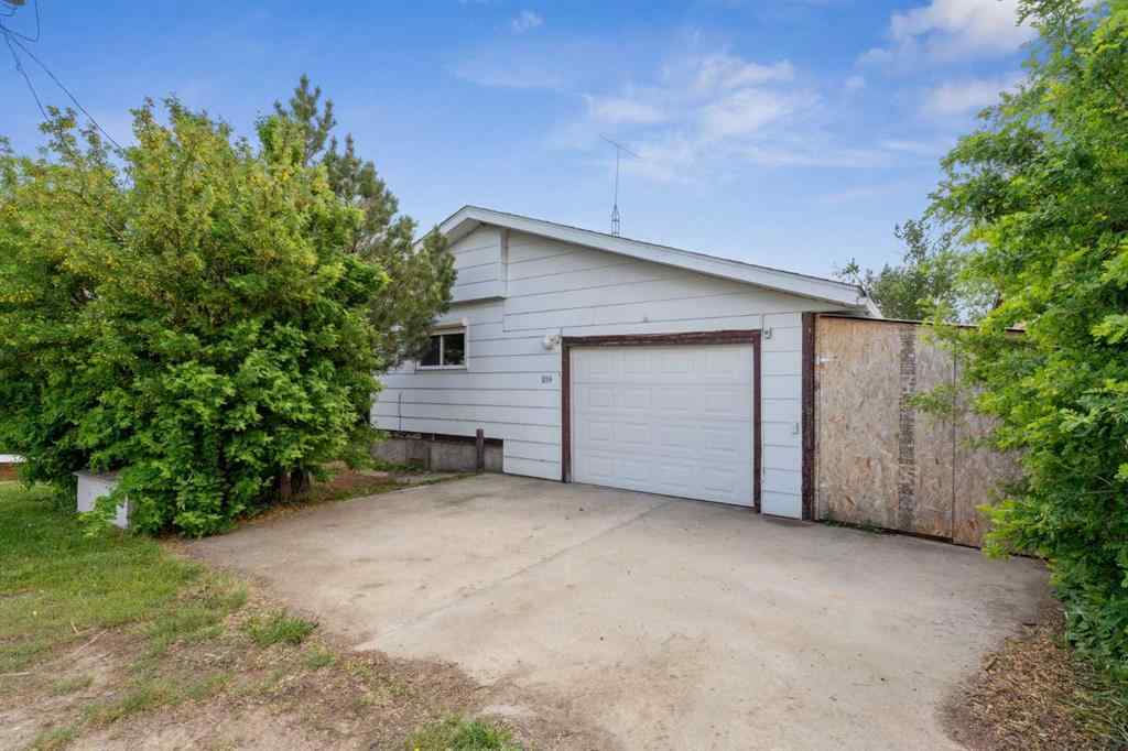 MLS® A2227921 - 219 2 Avenue S in NONE Champion, Residential