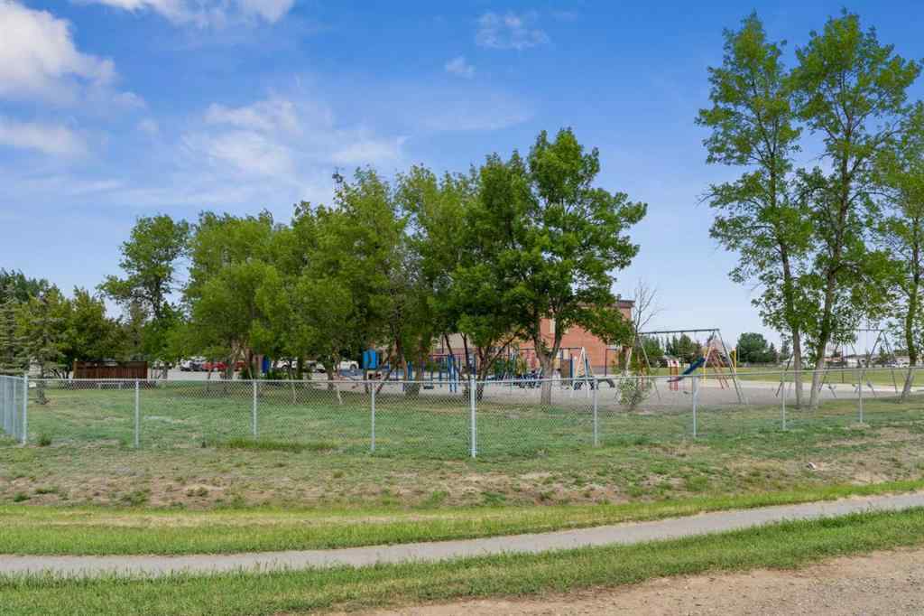 MLS® A2227921 - 219 2 Avenue S in NONE Champion, Residential
