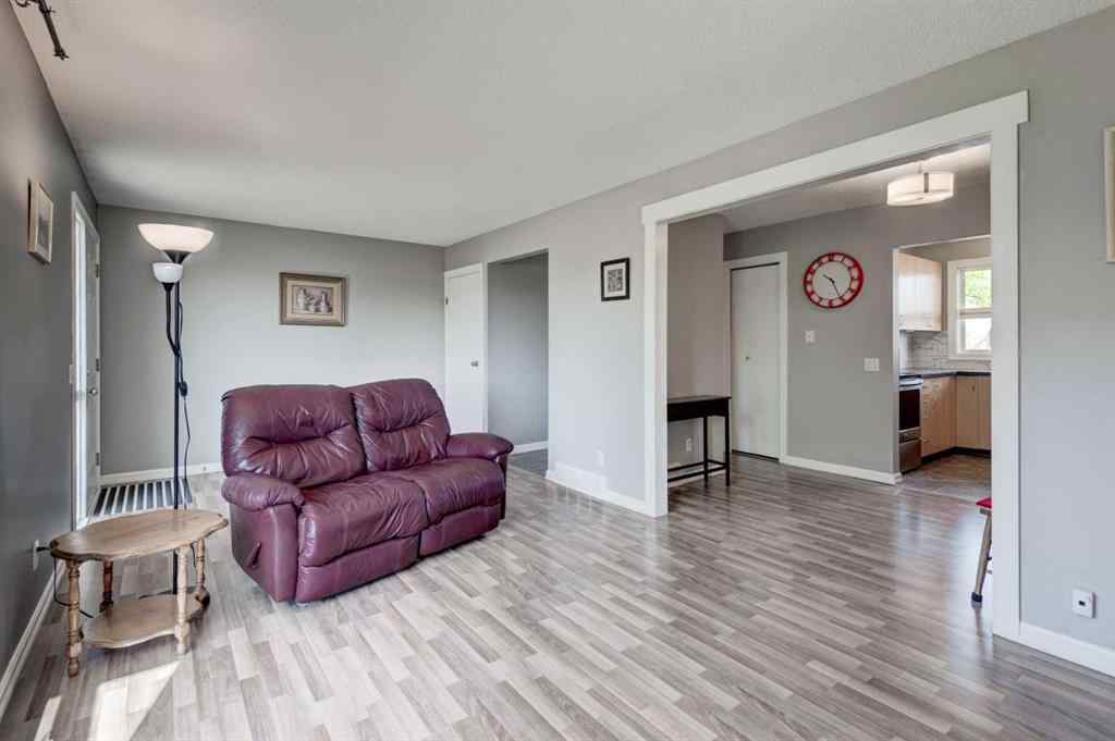 MLS® A2227926 - Unit #43 5425 Pensacola Crescent SE in Penbrooke Meadows Calgary, Residential