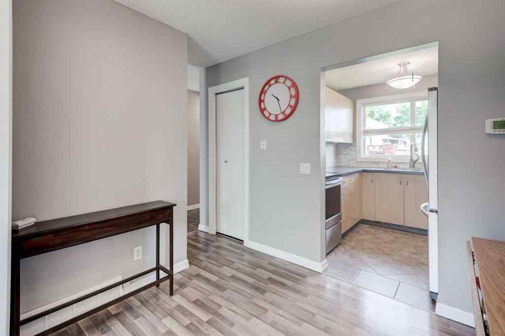 MLS® A2227926 - Unit #43 5425 Pensacola Crescent SE in Penbrooke Meadows Calgary, Residential