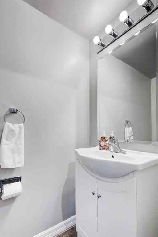 MLS® A2227926 - Unit #43 5425 Pensacola Crescent SE in Penbrooke Meadows Calgary, Residential