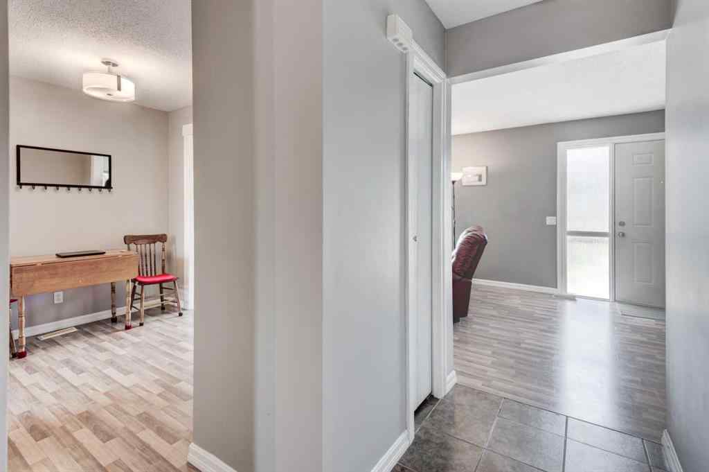 MLS® A2227926 - Unit #43 5425 Pensacola Crescent SE in Penbrooke Meadows Calgary, Residential