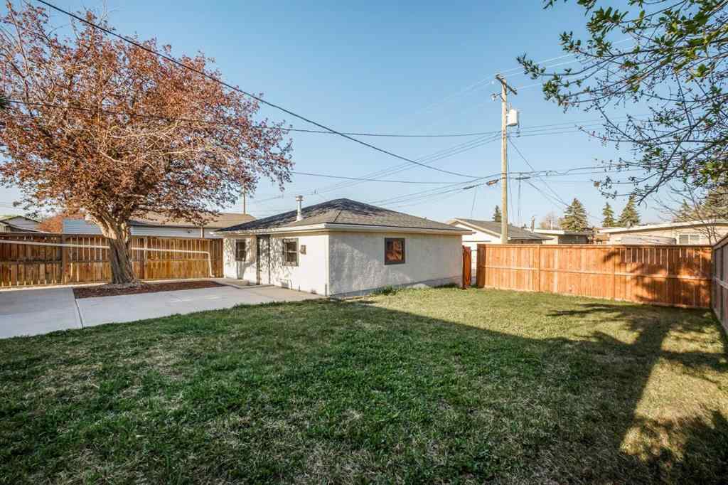 MLS® A2227931 - 6324 Travois Crescent NW in Thorncliffe Calgary, Residential