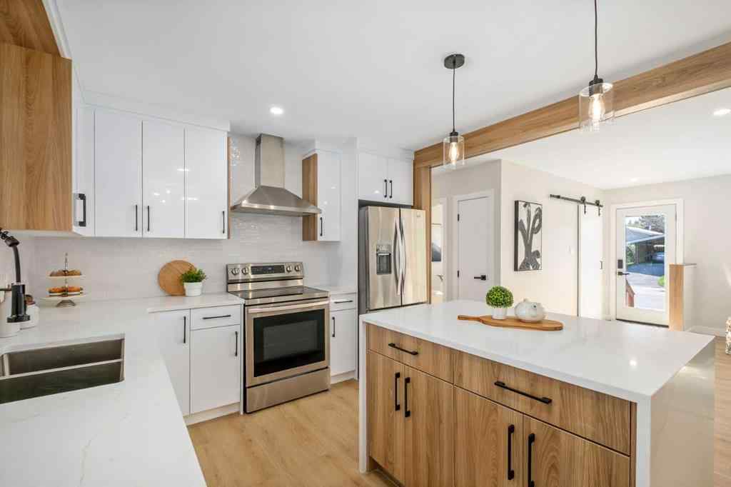 MLS® A2227931 - 6324 Travois Crescent NW in Thorncliffe Calgary, Residential