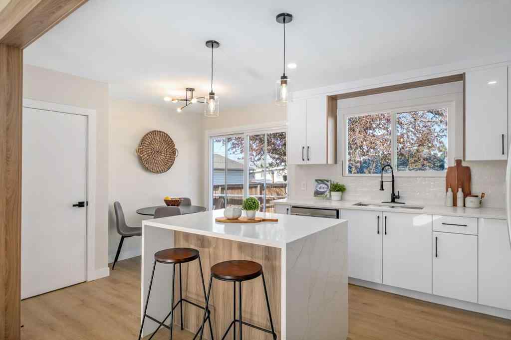 MLS® A2227931 - 6324 Travois Crescent NW in Thorncliffe Calgary, Residential