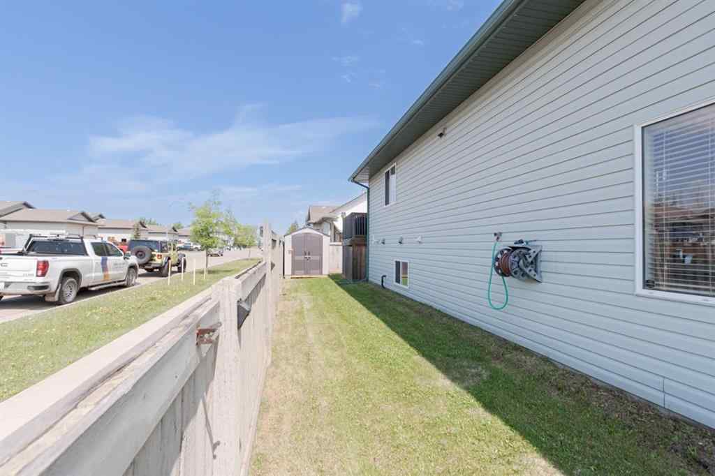 MLS® A2227935 - 100 Swanson Crescent  in Timberlea Fort McMurray, Residential