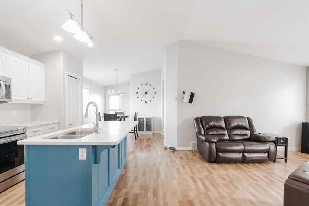 MLS® A2227935 - 100 Swanson Crescent  in Timberlea Fort McMurray, Residential