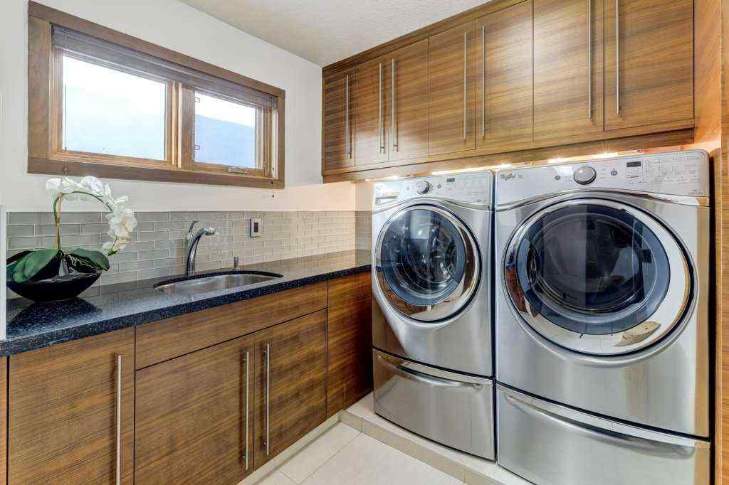 MLS® A2227936 - 738 Crescent Road NW in Rosedale Calgary, Residential