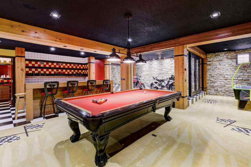 MLS® A2227936 - 738 Crescent Road NW in Rosedale Calgary, Residential