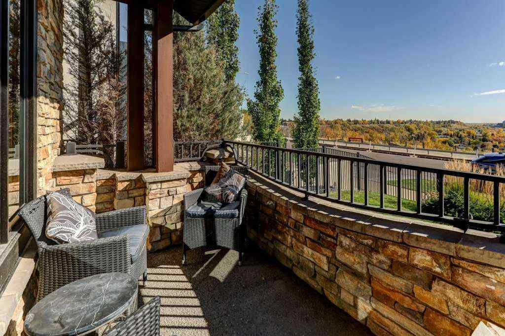 MLS® A2227936 - 738 Crescent Road NW in Rosedale Calgary, Residential