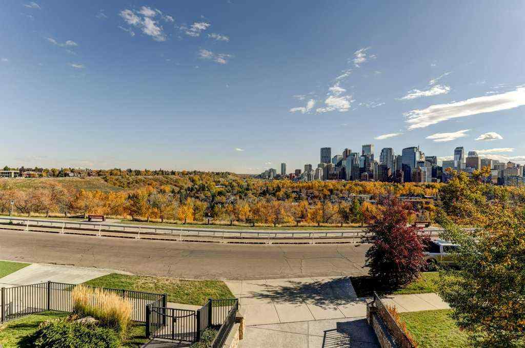 MLS® A2227936 - 738 Crescent Road NW in Rosedale Calgary, Residential