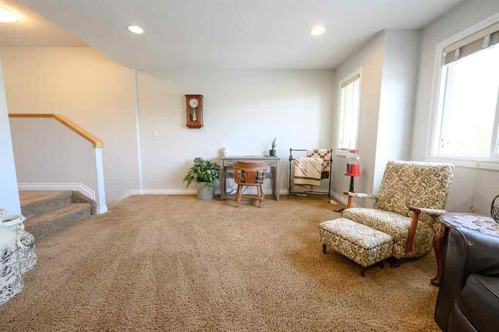 MLS® A2227955 - 10909 65 Avenue  in O\'Brien Lake Grande Prairie, Residential