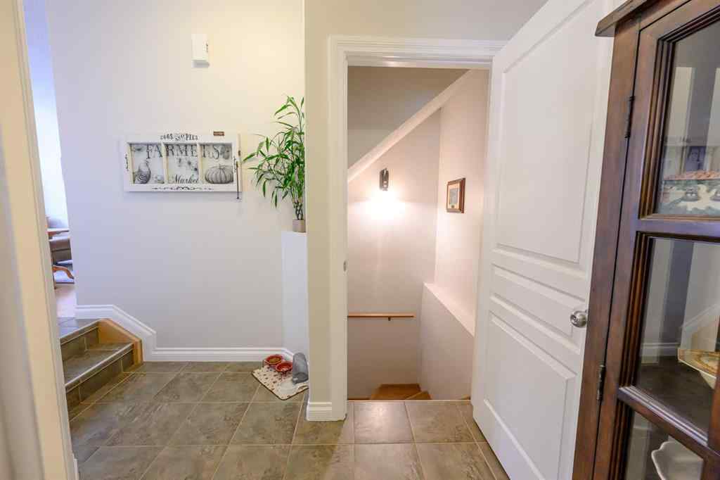 MLS® A2227955 - 10909 65 Avenue  in O\'Brien Lake Grande Prairie, Residential