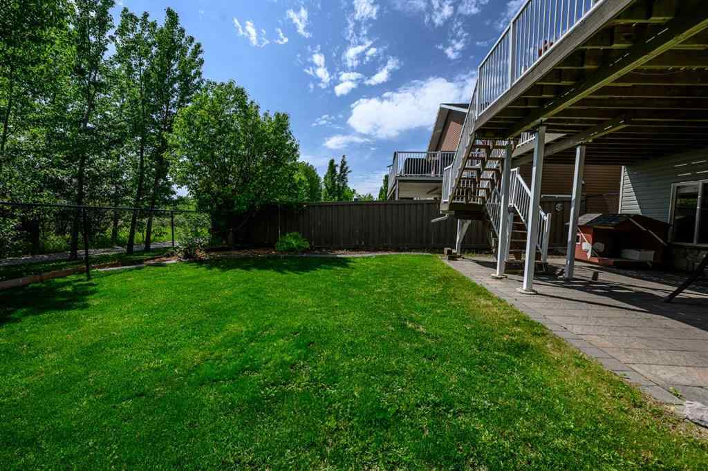 MLS® A2227955 - 10909 65 Avenue  in O\'Brien Lake Grande Prairie, Residential