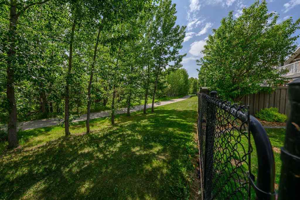 MLS® A2227955 - 10909 65 Avenue  in O\'Brien Lake Grande Prairie, Residential