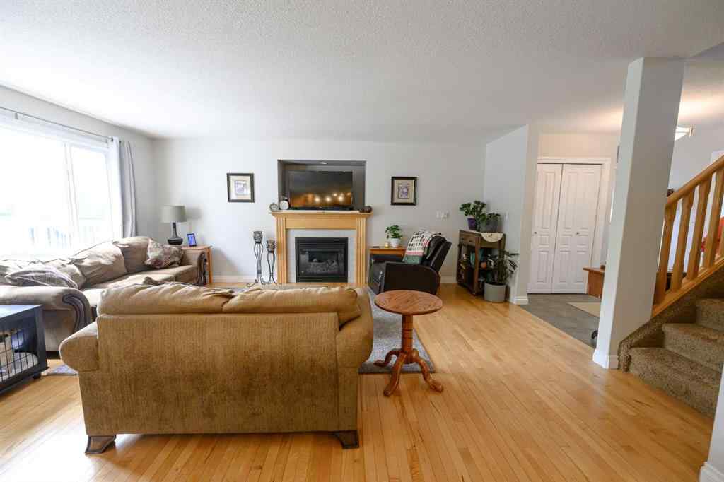 MLS® A2227955 - 10909 65 Avenue  in O\'Brien Lake Grande Prairie, Residential