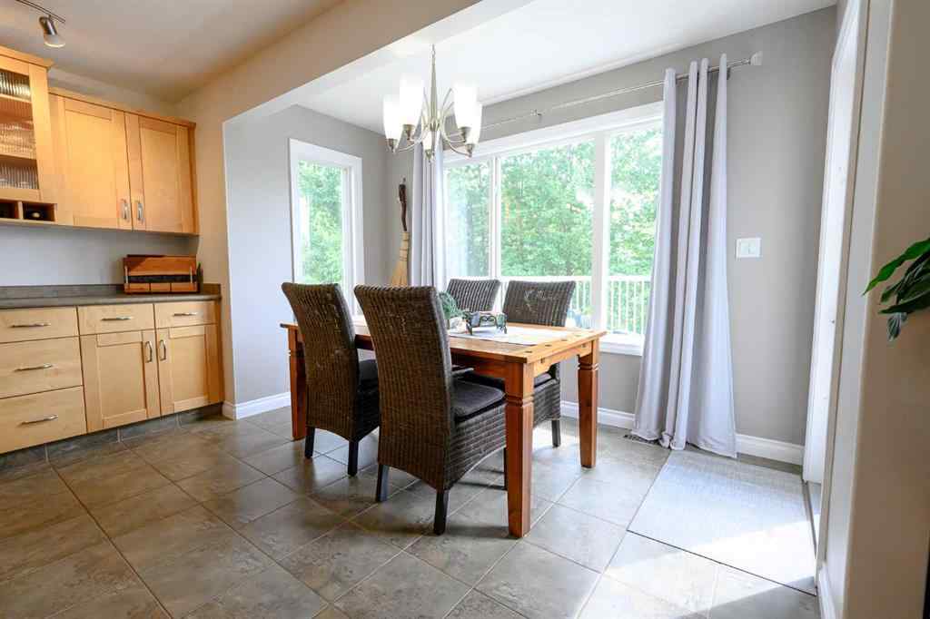 MLS® A2227955 - 10909 65 Avenue  in O\'Brien Lake Grande Prairie, Residential