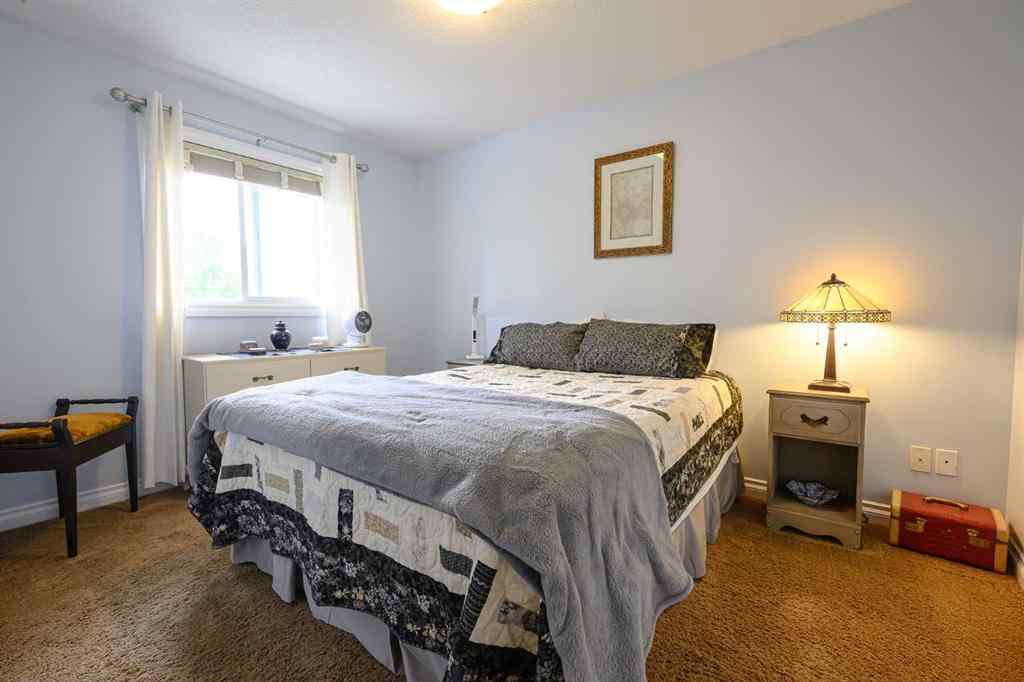 MLS® A2227955 - 10909 65 Avenue  in O\'Brien Lake Grande Prairie, Residential