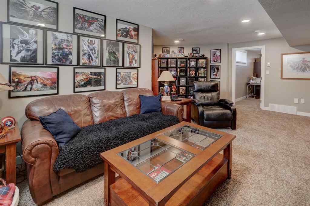 MLS® A2227965 - 640 Bankview Drive  in Bankview Drumheller, Residential