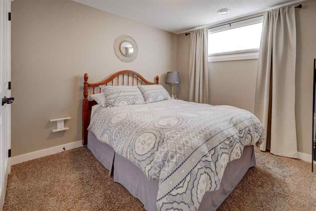MLS® A2227965 - 640 Bankview Drive  in Bankview Drumheller, Residential