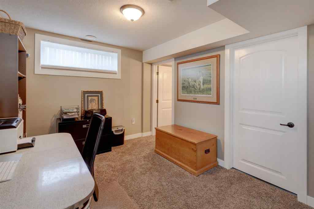 MLS® A2227965 - 640 Bankview Drive  in Bankview Drumheller, Residential