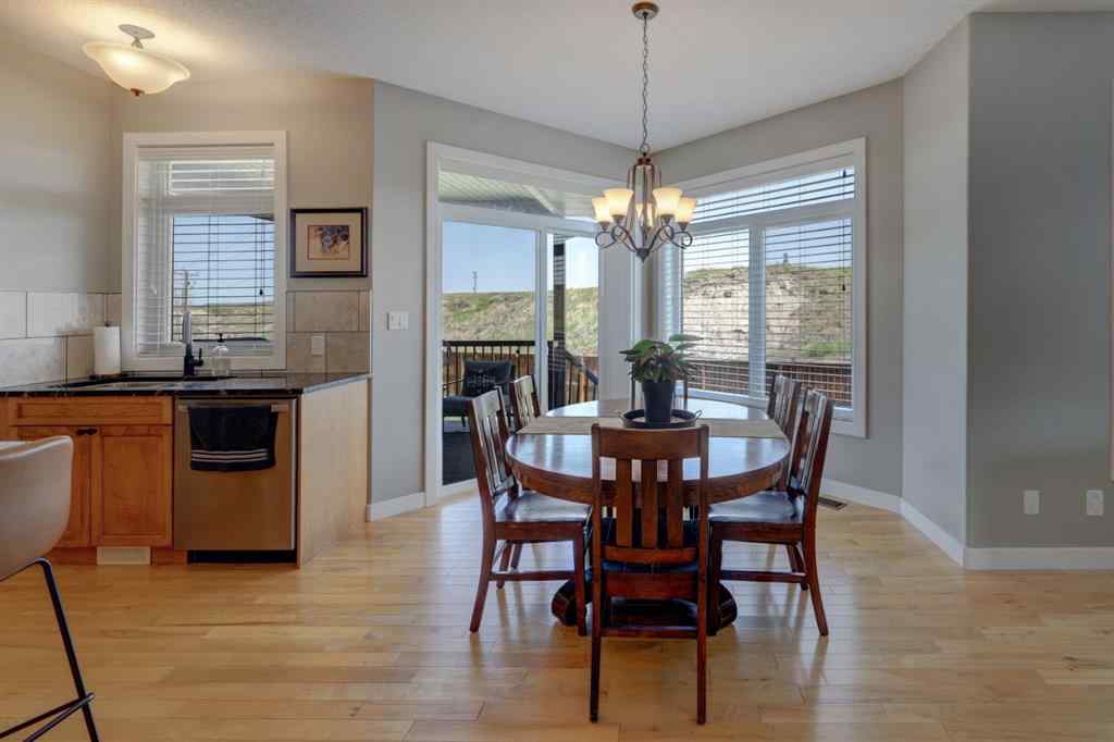 MLS® A2227965 - 640 Bankview Drive  in Bankview Drumheller, Residential