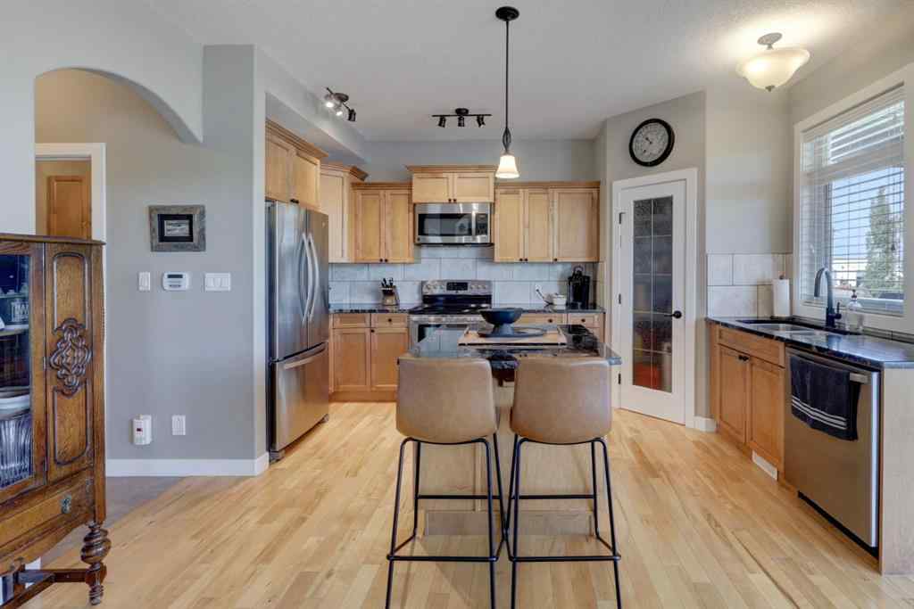 MLS® A2227965 - 640 Bankview Drive  in Bankview Drumheller, Residential