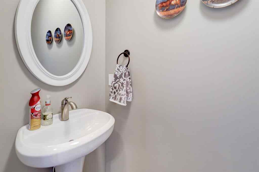 MLS® A2227965 - 640 Bankview Drive  in Bankview Drumheller, Residential